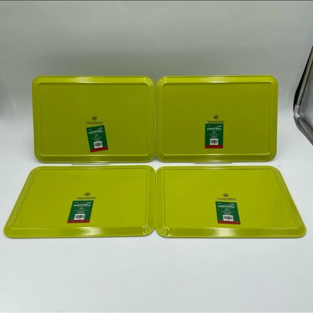 Grinch Melamine Christmas Platters Green Face Dr. Seuss 2023 Holiday‎ Edition